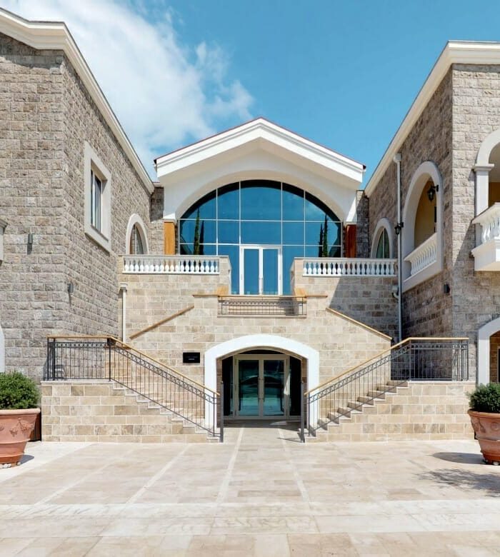 CLB Exterior