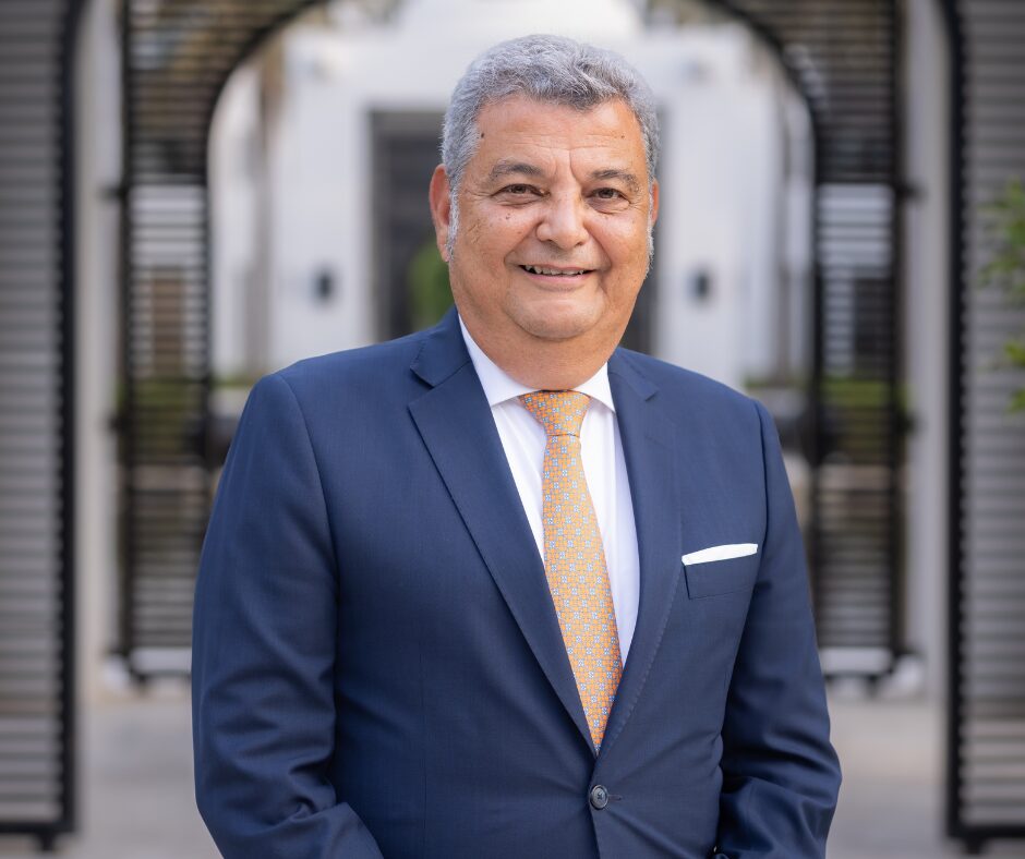 Mahmoud Sakr Mahmoud Sakr